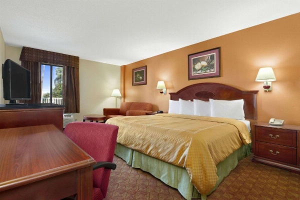 Ramada Limited Columbia image 17